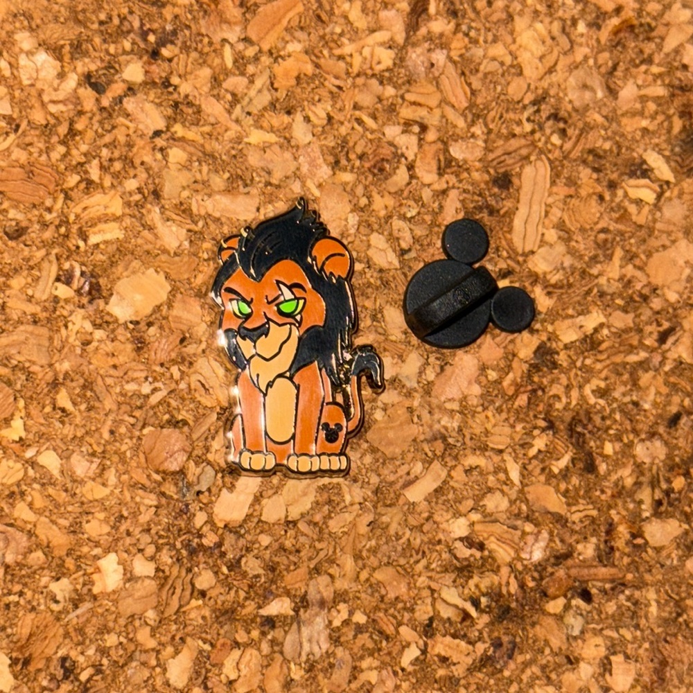 Disney Pin - Scar - Hidden Mickey 2024 Mystery Villains